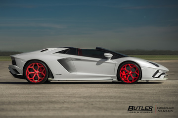 Lamborghini Aventador S Roadster with 21in Novitec NL4 Wheels and Pirelli P Zero Tires