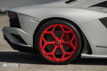 Lamborghini Aventador S Roadster with 21in Novitec NL4 Wheels and Pirelli P Zero Tires