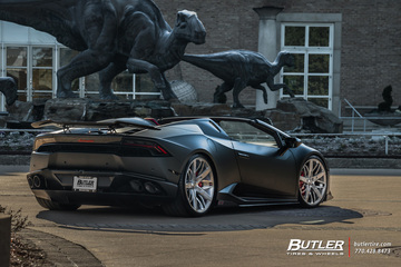 Lowered 1016 Industries Lamborghini Huracan Spyders on custom 21in Savini SV88D Wheels