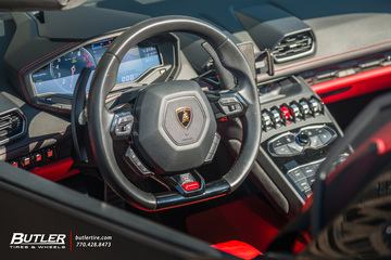 Lowered 1016 Industries Lamborghini Huracan Spyders on custom 21in Savini SV88D Wheels