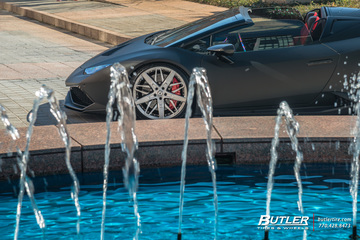 Lowered 1016 Industries Lamborghini Huracan Spyders on custom 21in Savini SV88D Wheels