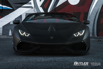 Lowered 1016 Industries Lamborghini Huracan Spyders on custom 21in Savini SV88D Wheels