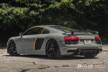Audi R8 V10 on custom 21in Savini SV86 Wheels