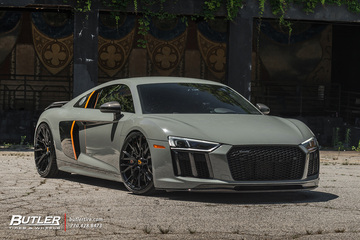 Audi R8 V10 on custom 21in Savini SV86 Wheels