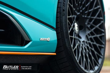 Lowered Lamborghini Huracan Tecnica on custom HRE 501M Wheels