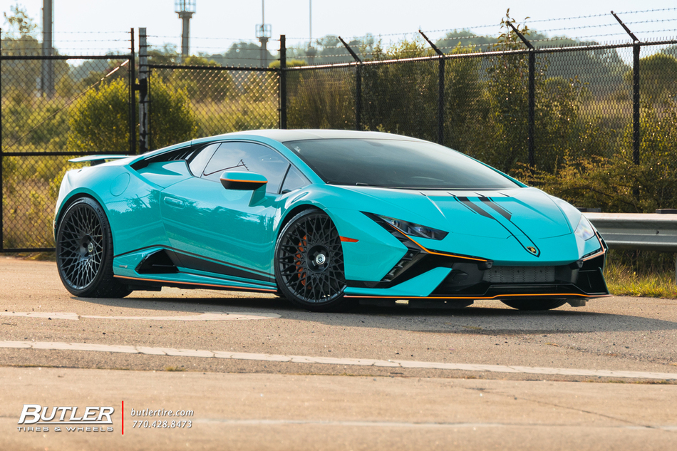 Lamborghini Huracan Tecnica With 21in Rear And 20in Front Hre 501 M Wheels And Michelin Pilot Sport 4 S Tires   23